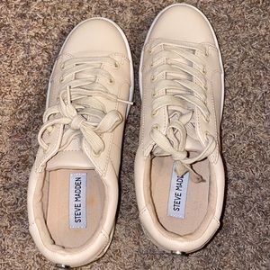 NUDE STEVE MADDEN PLATFORM SNEAKERS